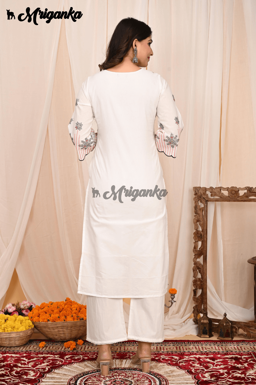 Complete Straight Kurta Set - Cotton Fabric | Inner Lining | Chiffon Dupatta